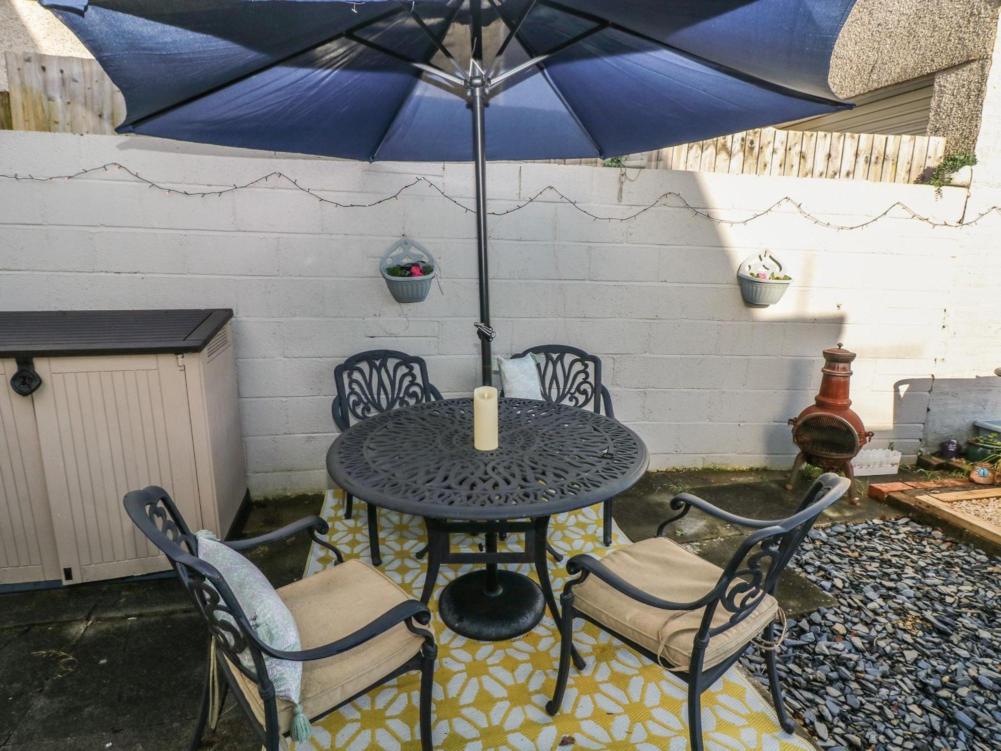 Ferienhaus 5 Pontardulais Road *
